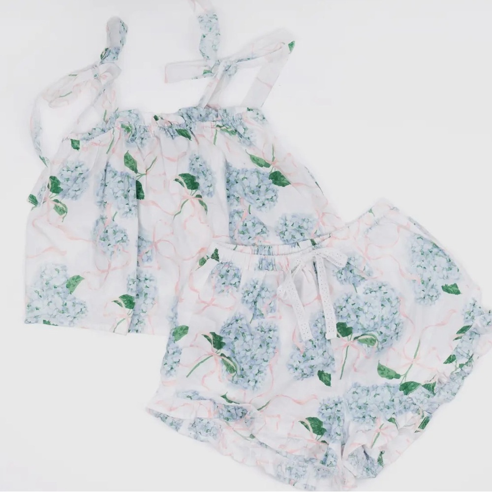 8 Oak Lane Hydrangea Ribbons Tie Top Ruffle Sleep Set - Picture 3 of 4